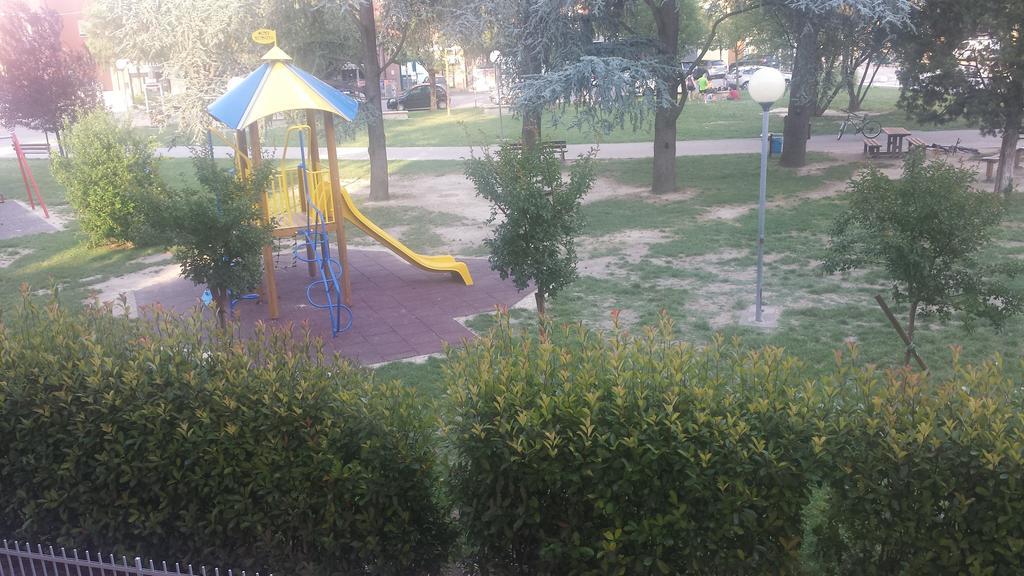 Appartamento Del Parco San Vicenzo di Galliera Bagian luar foto